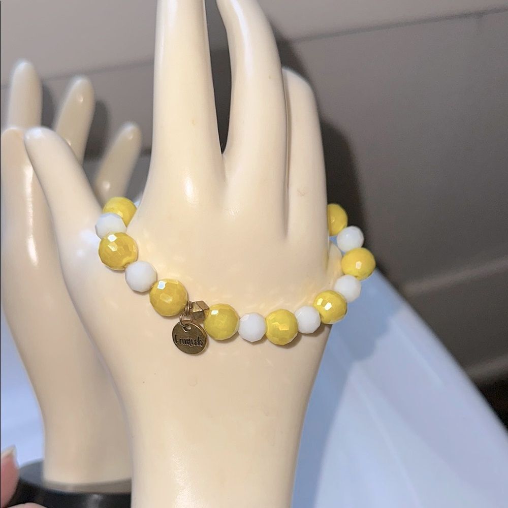 Erimish Yellow &‎ White Plastic Faceted Beaded Stretch Bracelet